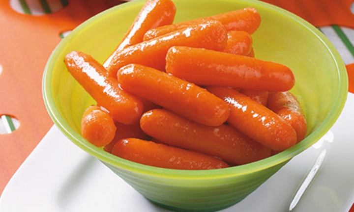 Hay muchas  variedades de este vegetal, como la zanahoria baby que es ideal para atraer al consumo a los más pequeñitos.