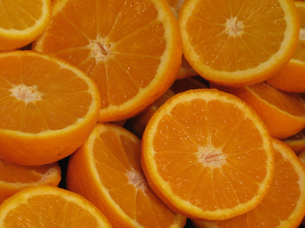 Además de su valor nutritivo, la naranja nos ofrece su cáscara para múltiples utilidades.
