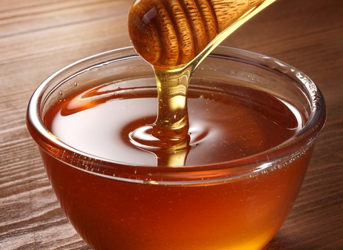 Consumir a diario miel con canela produce óptimos resultados.